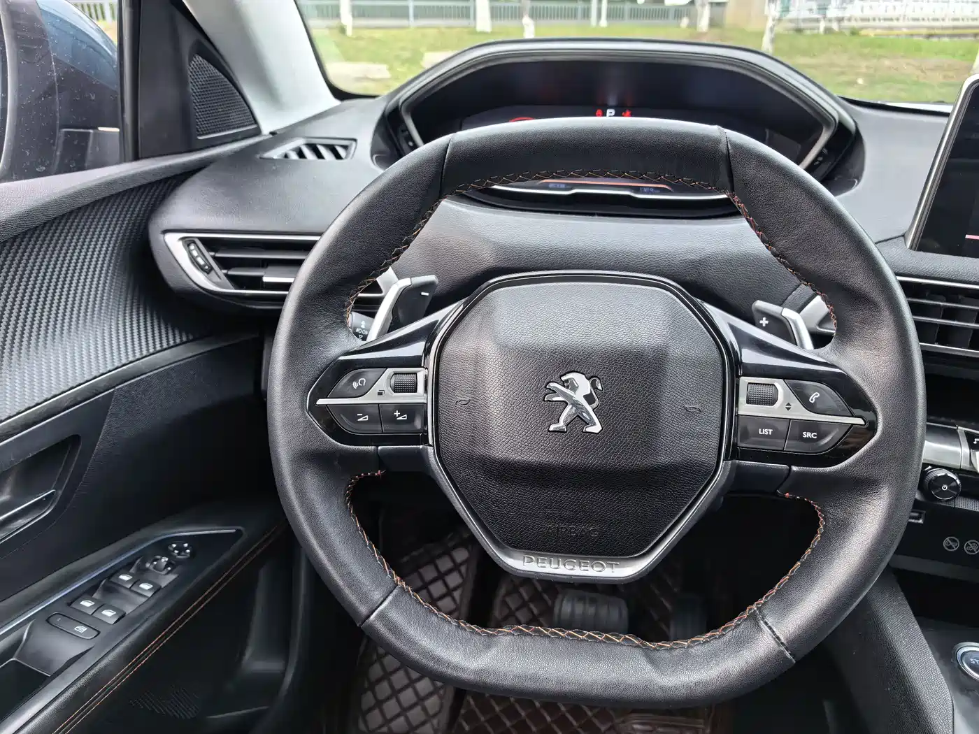 Peugeot 5008 2017 350THP 7-seat Elite Edition фото 10