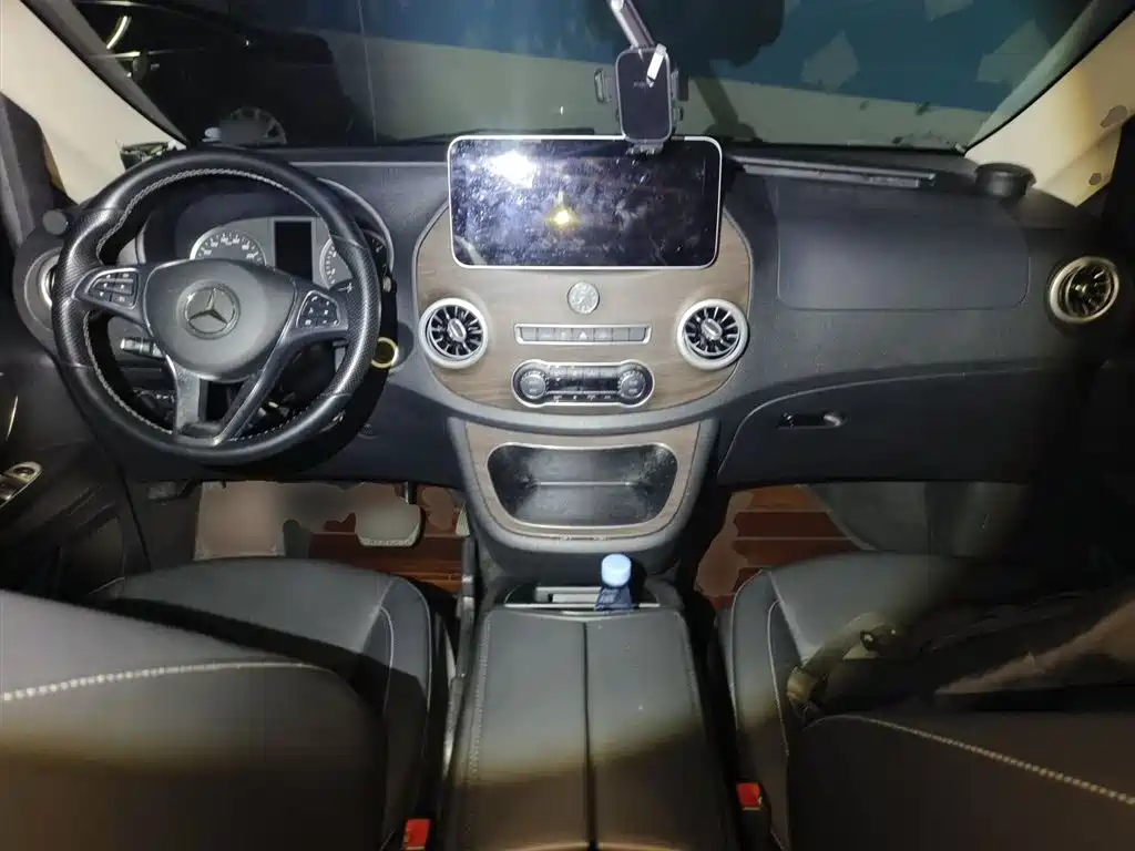 Mercedes-Benz Vito 2021 2.0T Business Edition 7-seater фото 6