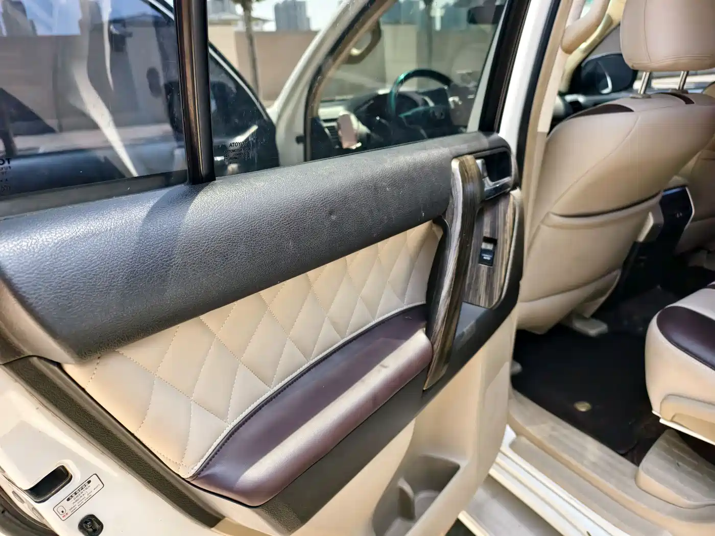 Toyota Prado 2010 4.0L Automatic TX фото 8