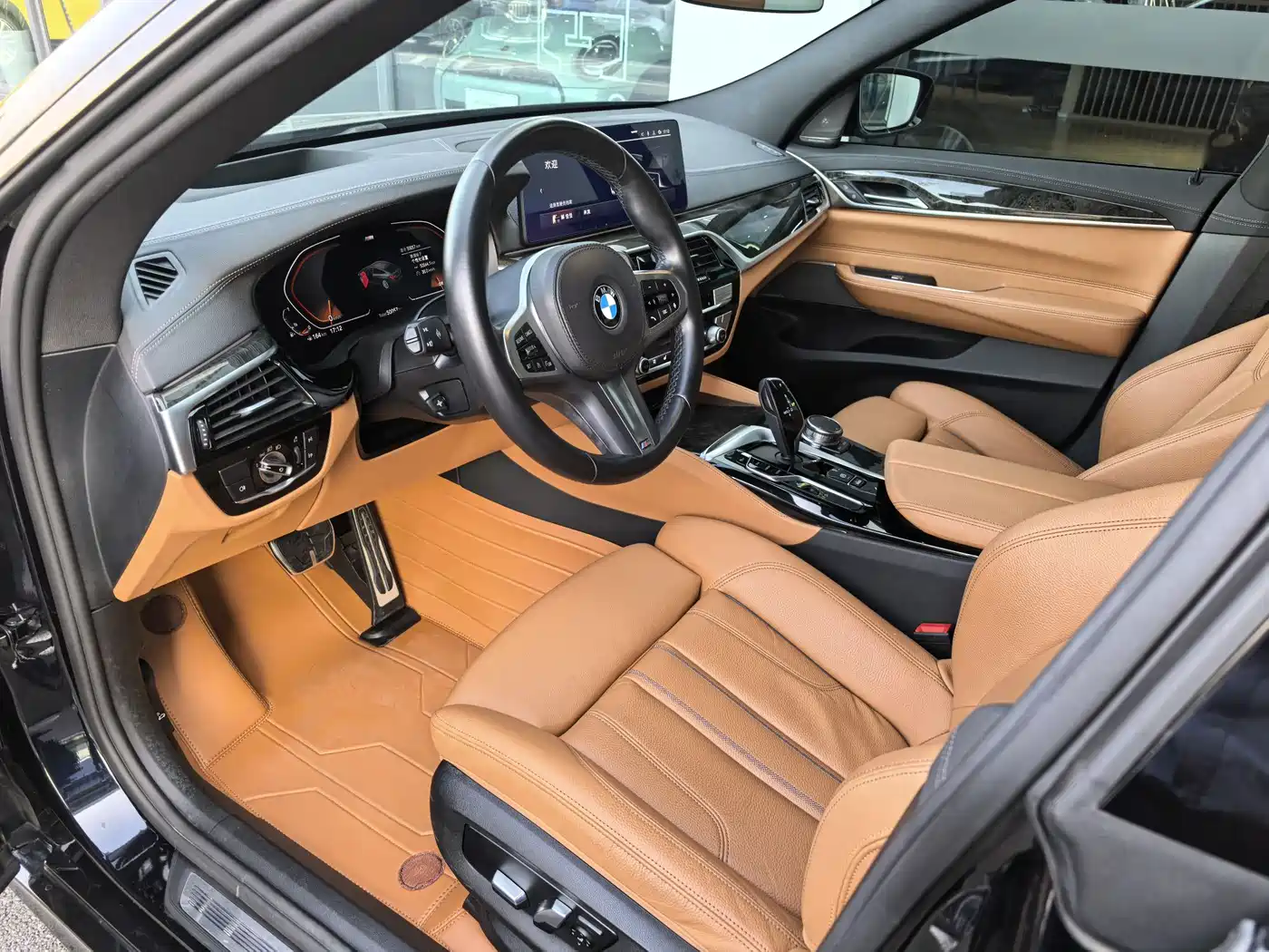 BMW 6 Series GT 2022 Model 630i M Sport Package фото 4