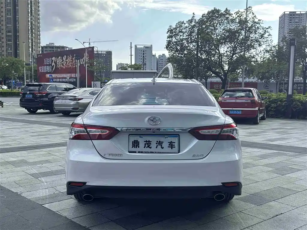 Toyota Camry 2021 2.0G Luxury Edition фото 4
