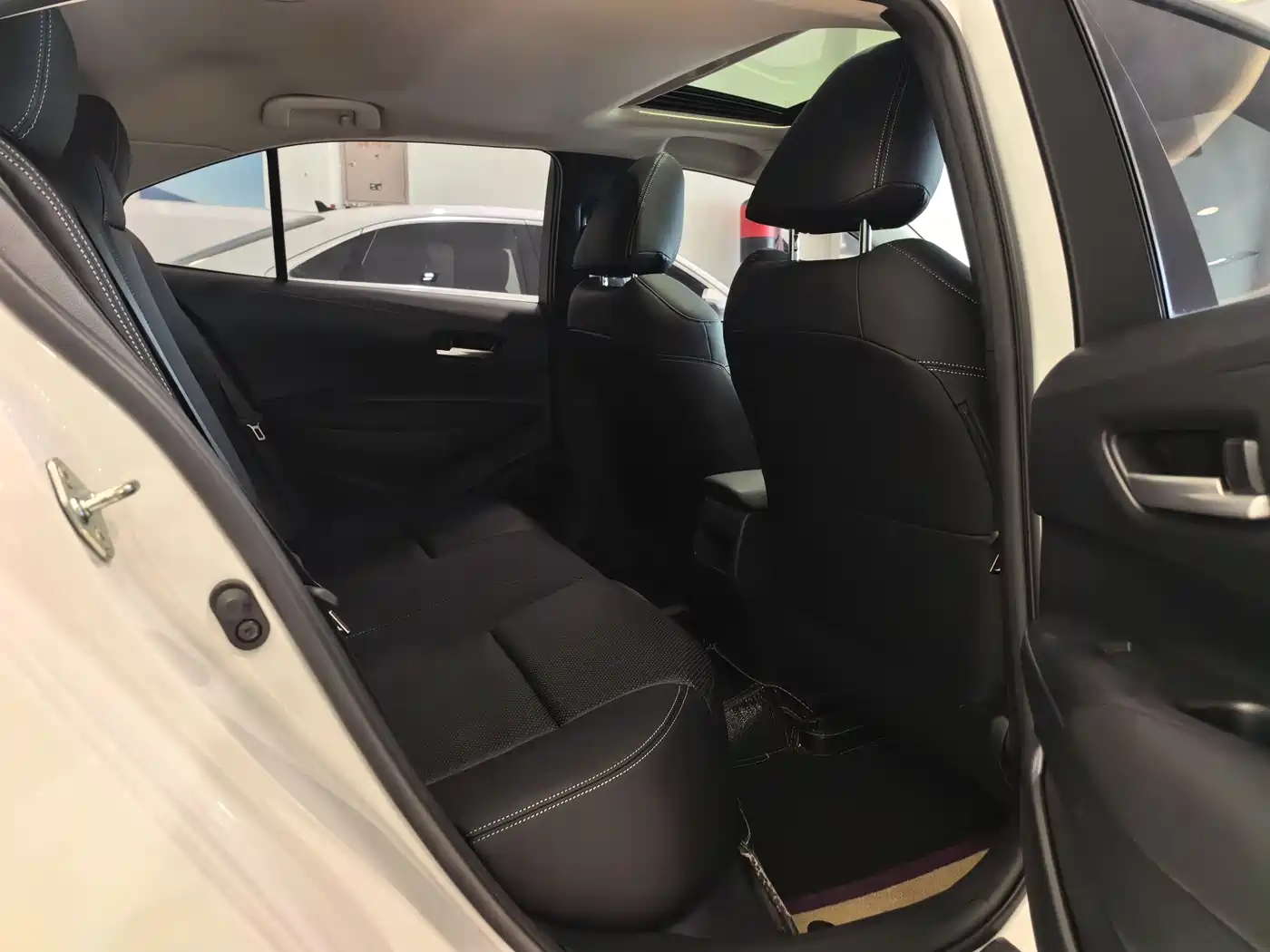 Toyota Corolla 2023 1.2T Elite Edition фото 15