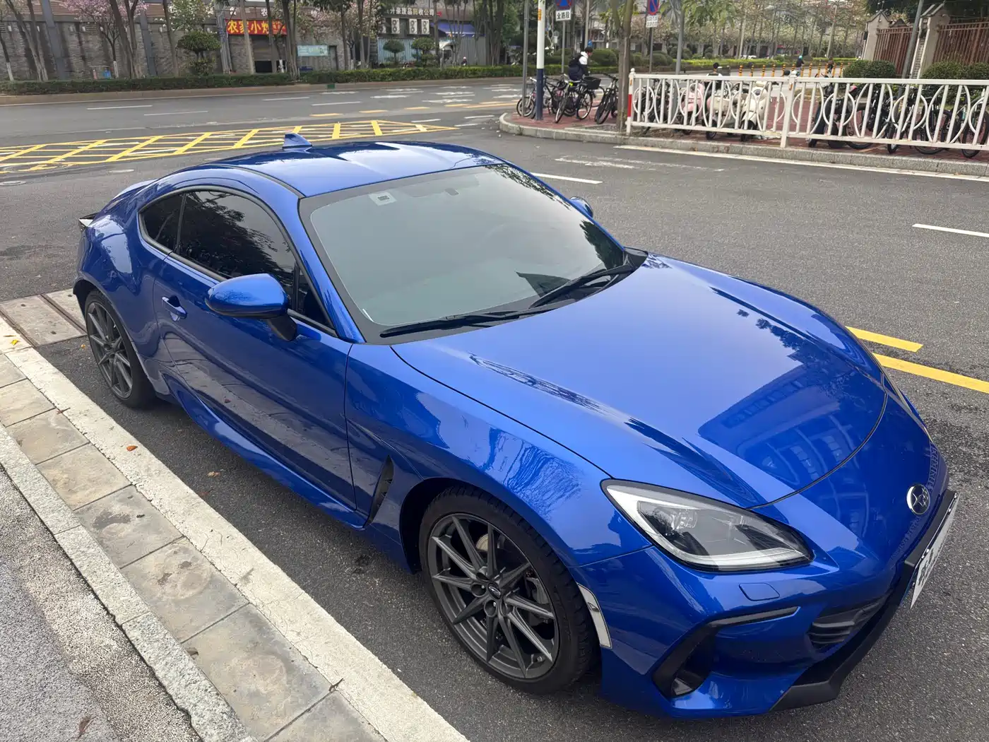 Subaru BRZ 2022 2.4L Manual фото 3