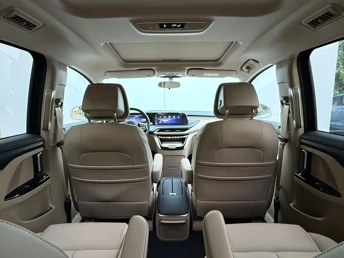 Buick GL8 2025 Land Business Class First Edition фото 14