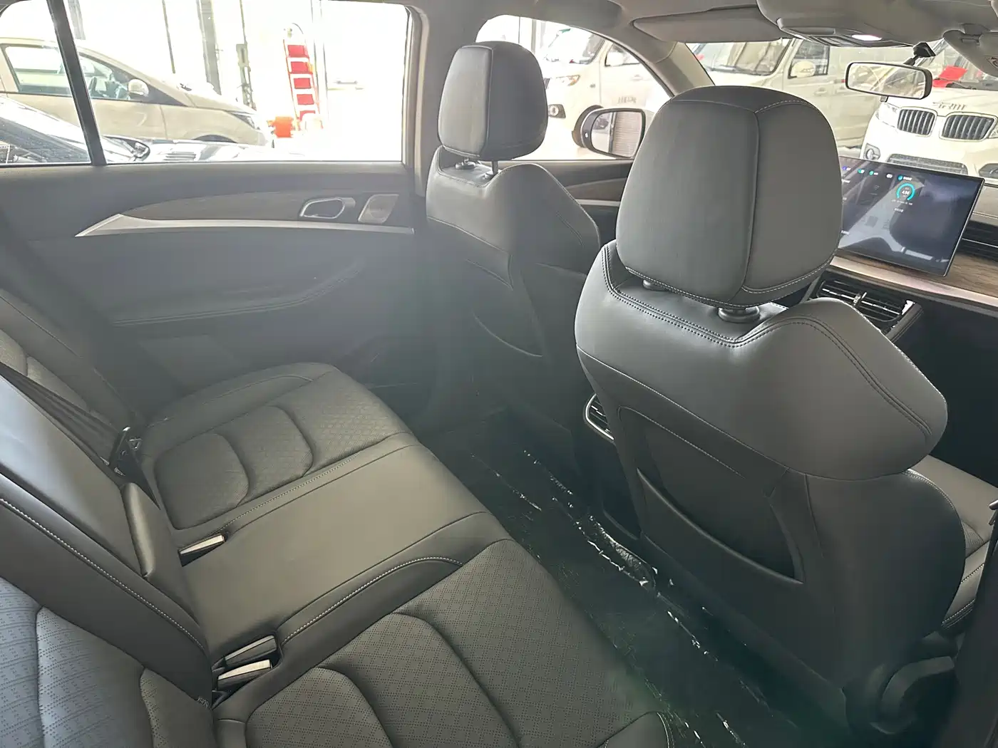 SKYWORTH AUTO SKYWORTH EV6