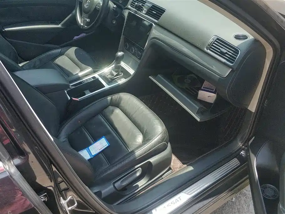 Volkswagen Passat 2013 1.8TSI DSG Zunrong фото 8