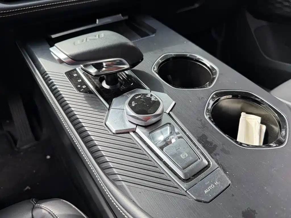 Changan UNI-K 2025 2024 2.0T FWD Premium