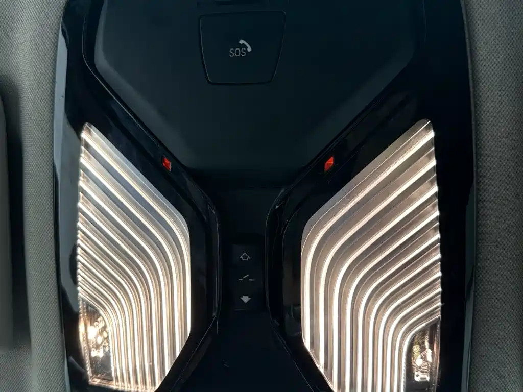 BMW 3 Series 2023 320Li M Sport Package фото 17