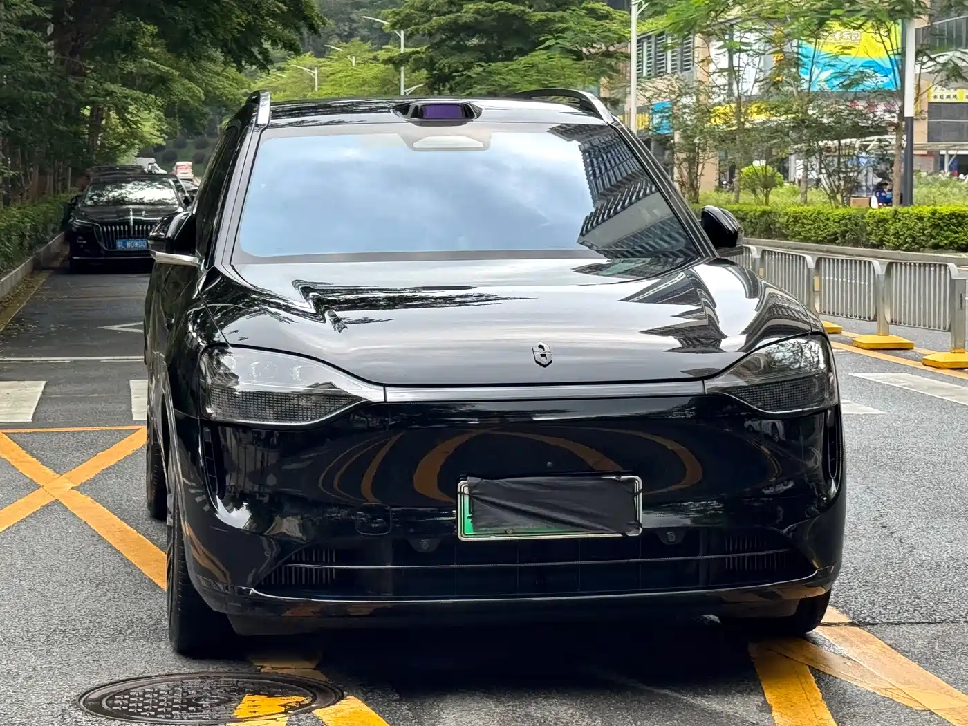AITO Wenjie AITO M9 2024 Extended Range Ultra 42kWh 6-Seater фото 3