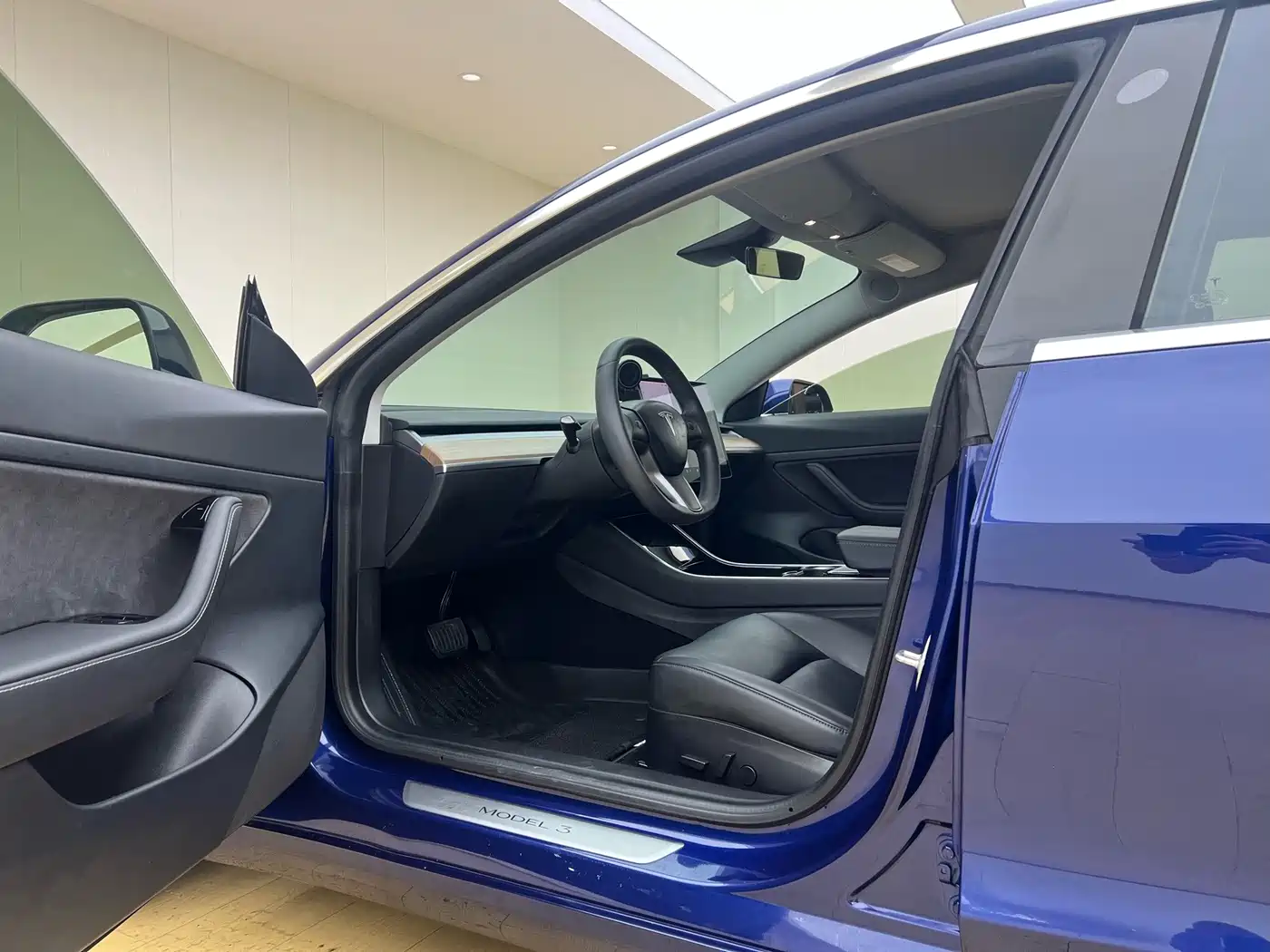 Tesla Model 3 2020 2019 Standard Range Rear-Wheel Drive Upgrade