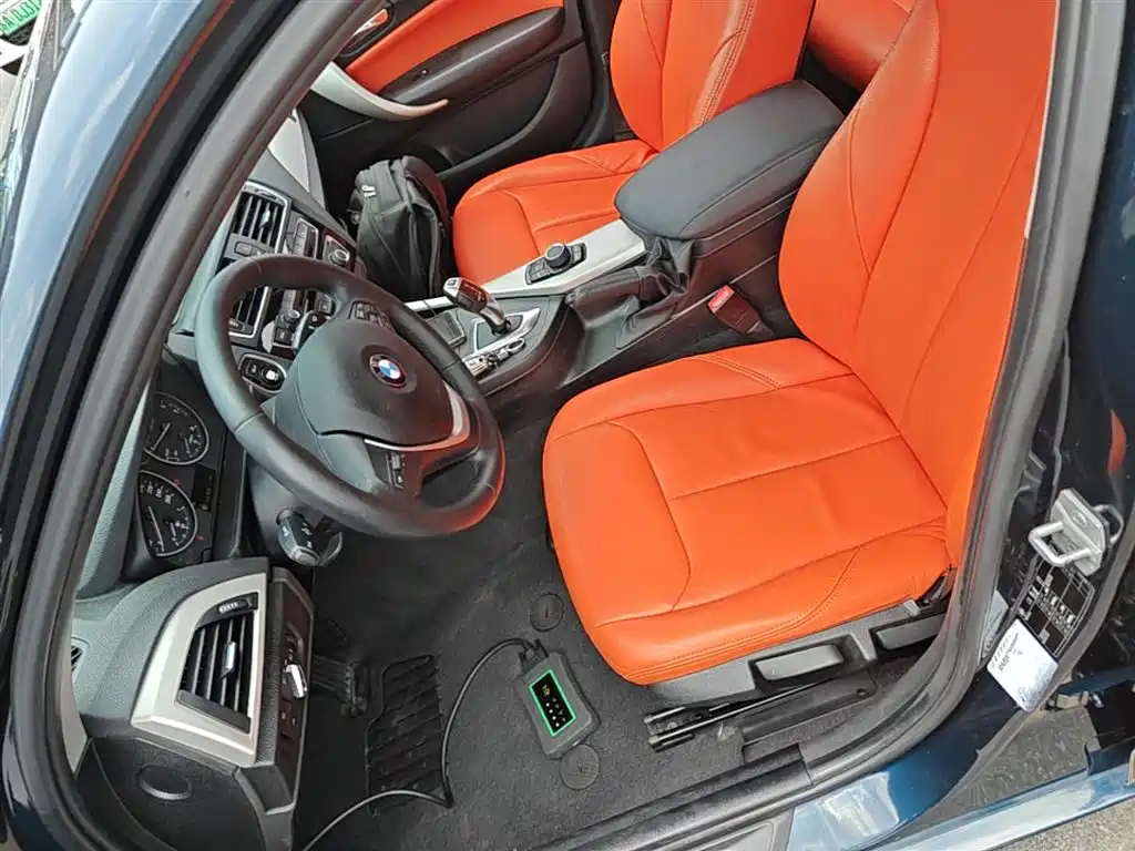 BMW 1 Series (Import) 2016 118i Leading фото 15