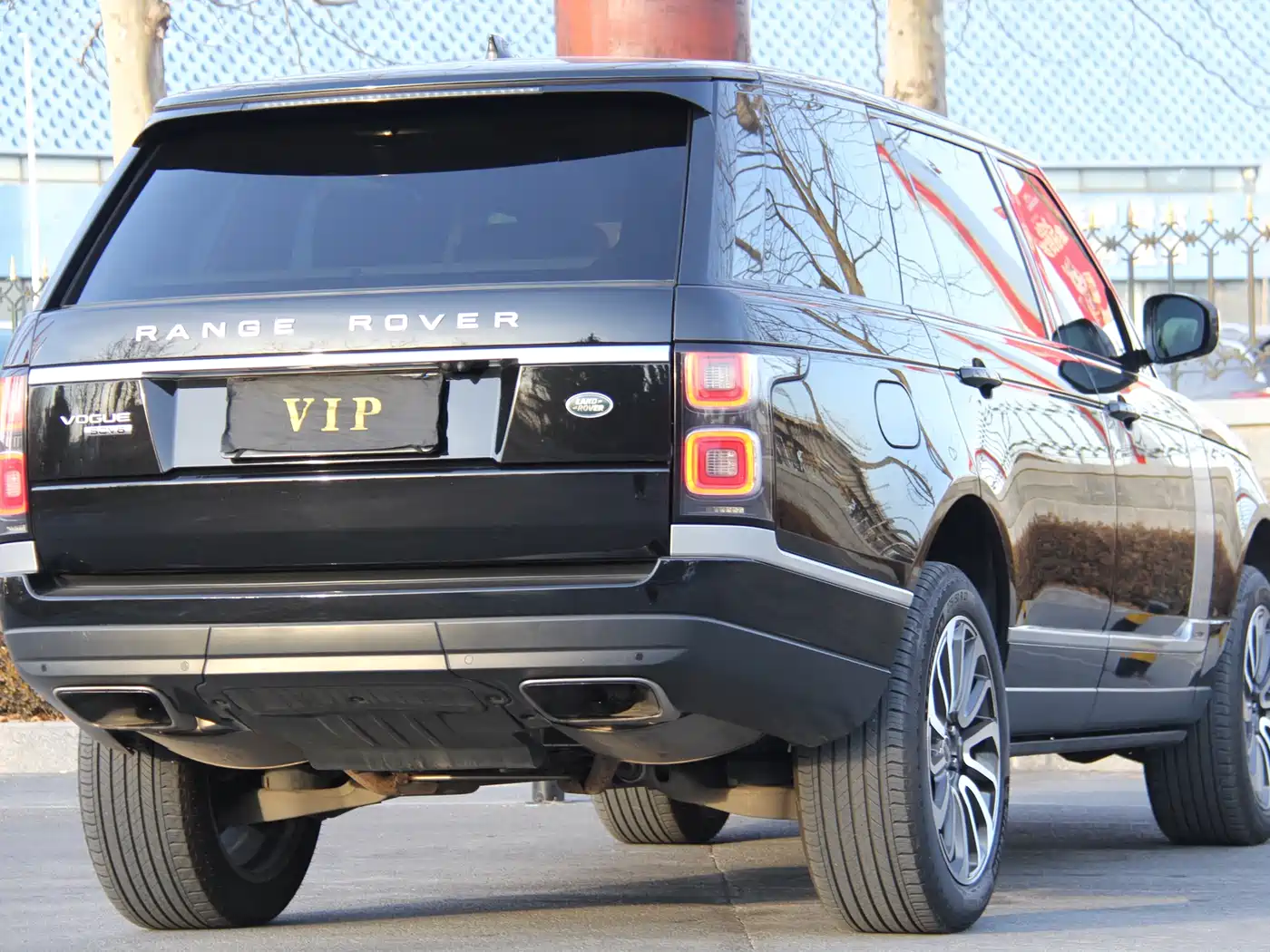 Land Rover Range Rover 2019 3.0 SC V6 Heritage Extended Edition фото 7