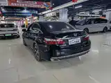 Photo 8 - Honda Accord