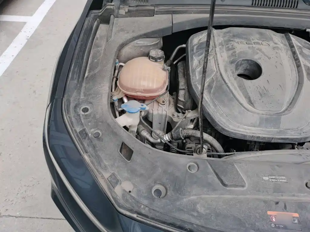 Фото 21 - Geely Preface