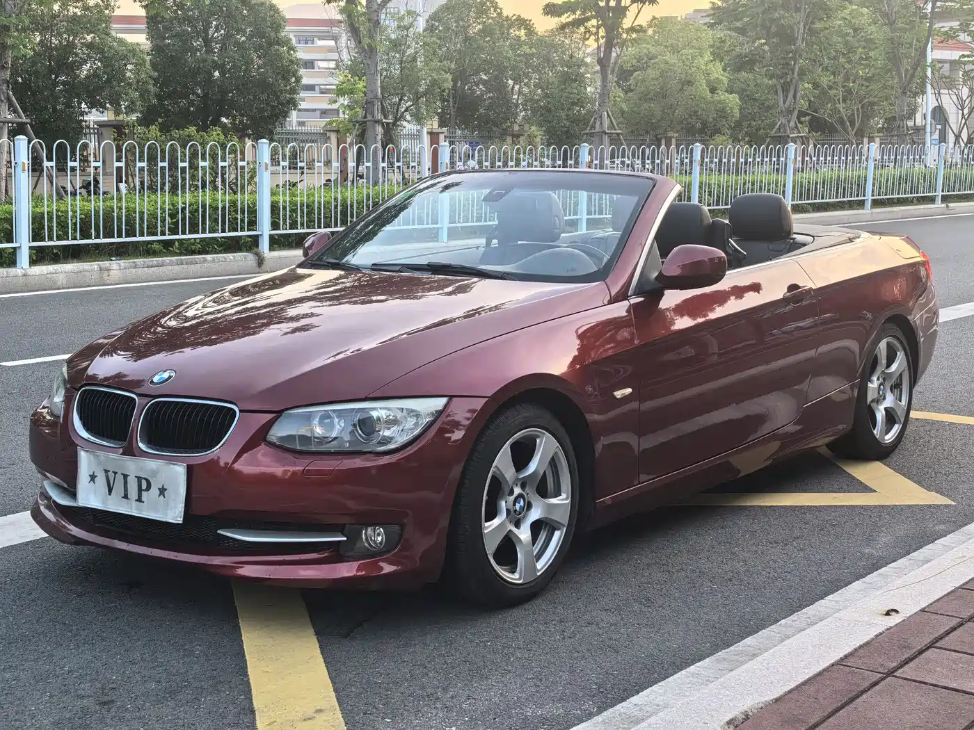 BMW 3 Series (Import) 2011 320i Convertible