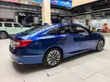 Фото 3 - Honda Accord