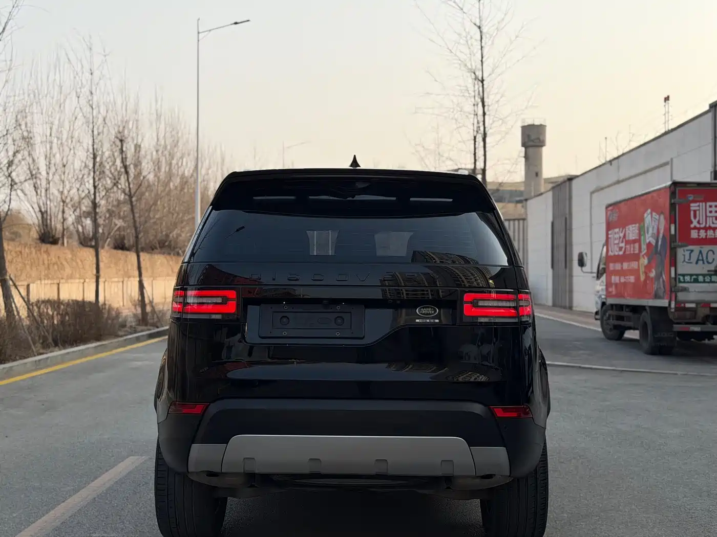Land Rover Discovery 2017 3.0 SC V6 HSE фото 5