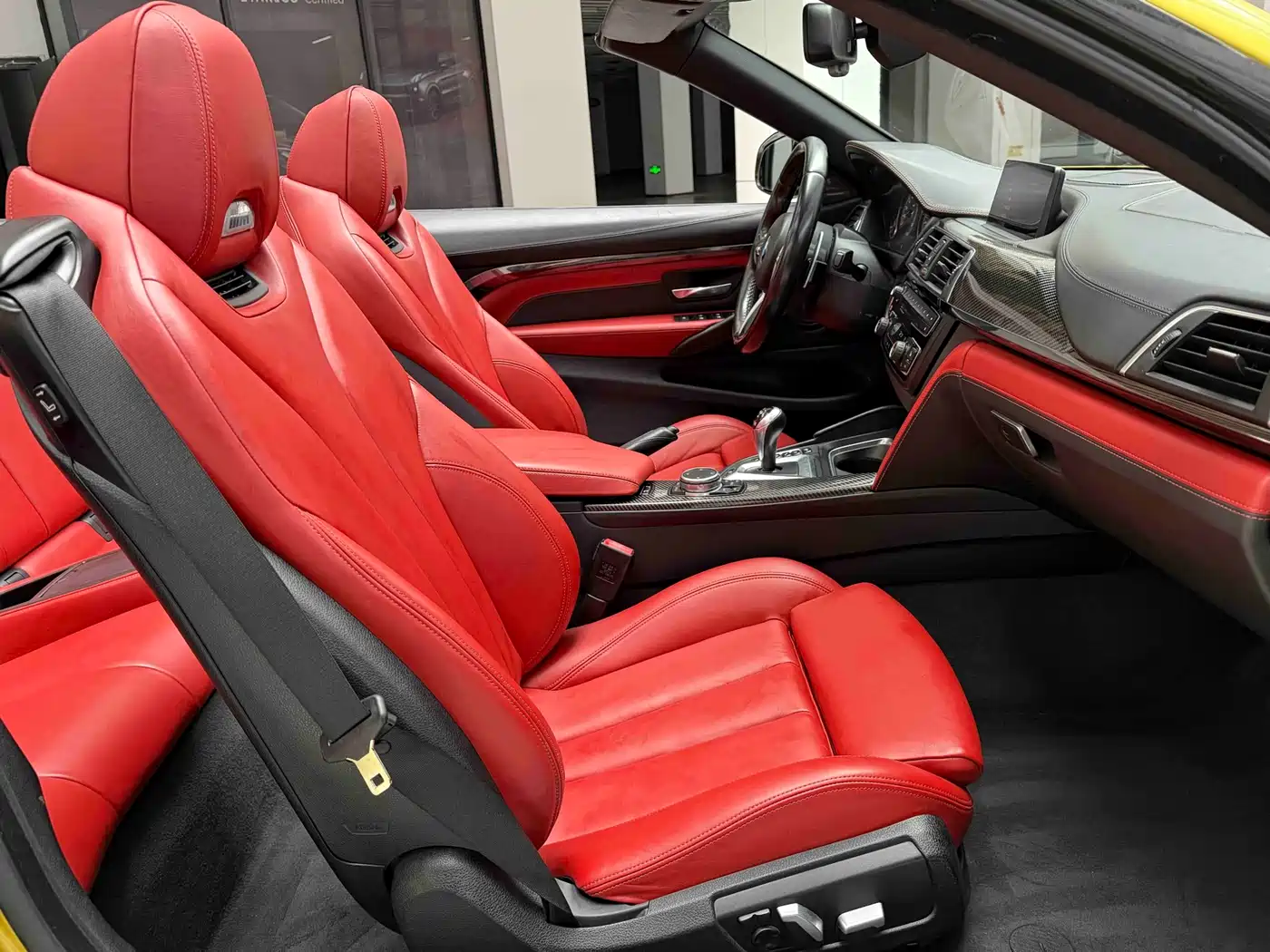 BMW M4 2016 M4 Convertible Racing Limited Edition фото 7