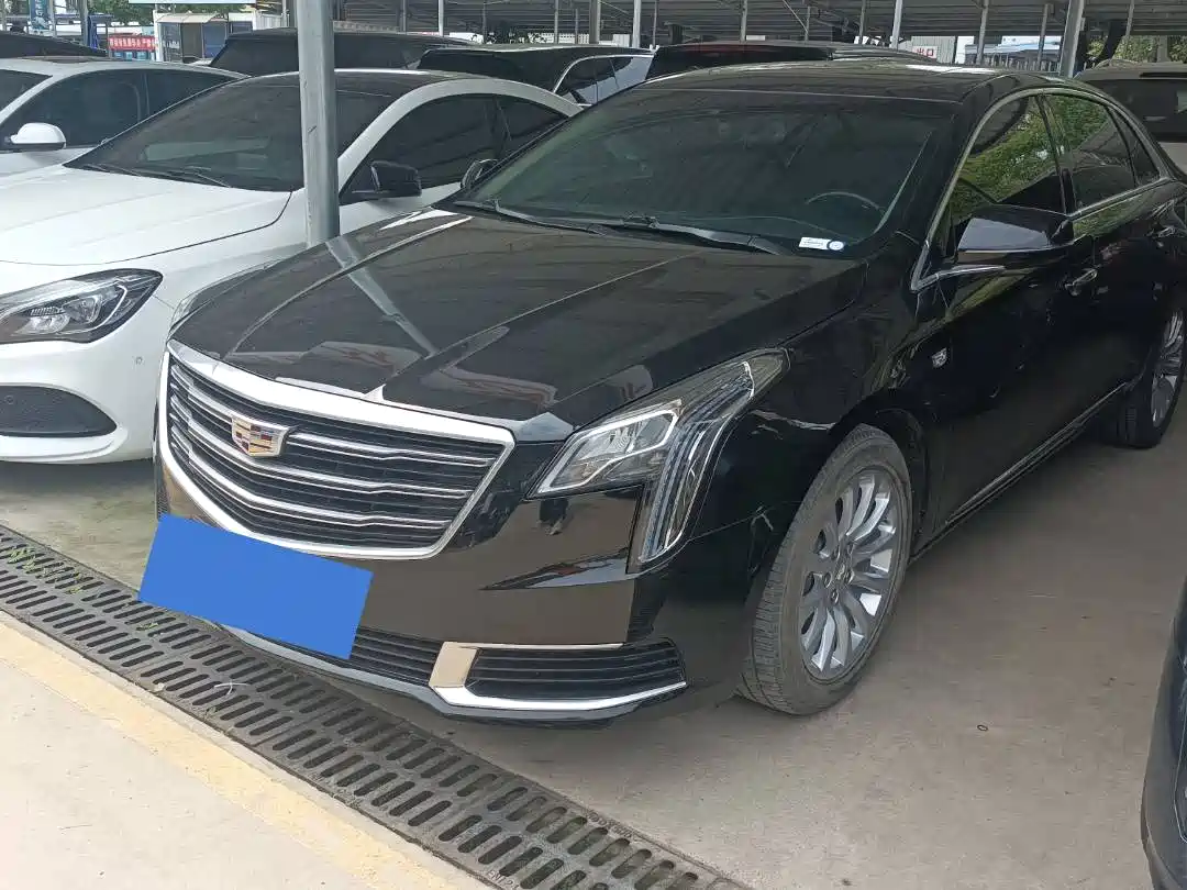 Cadillac XTS 2018 28T Technology