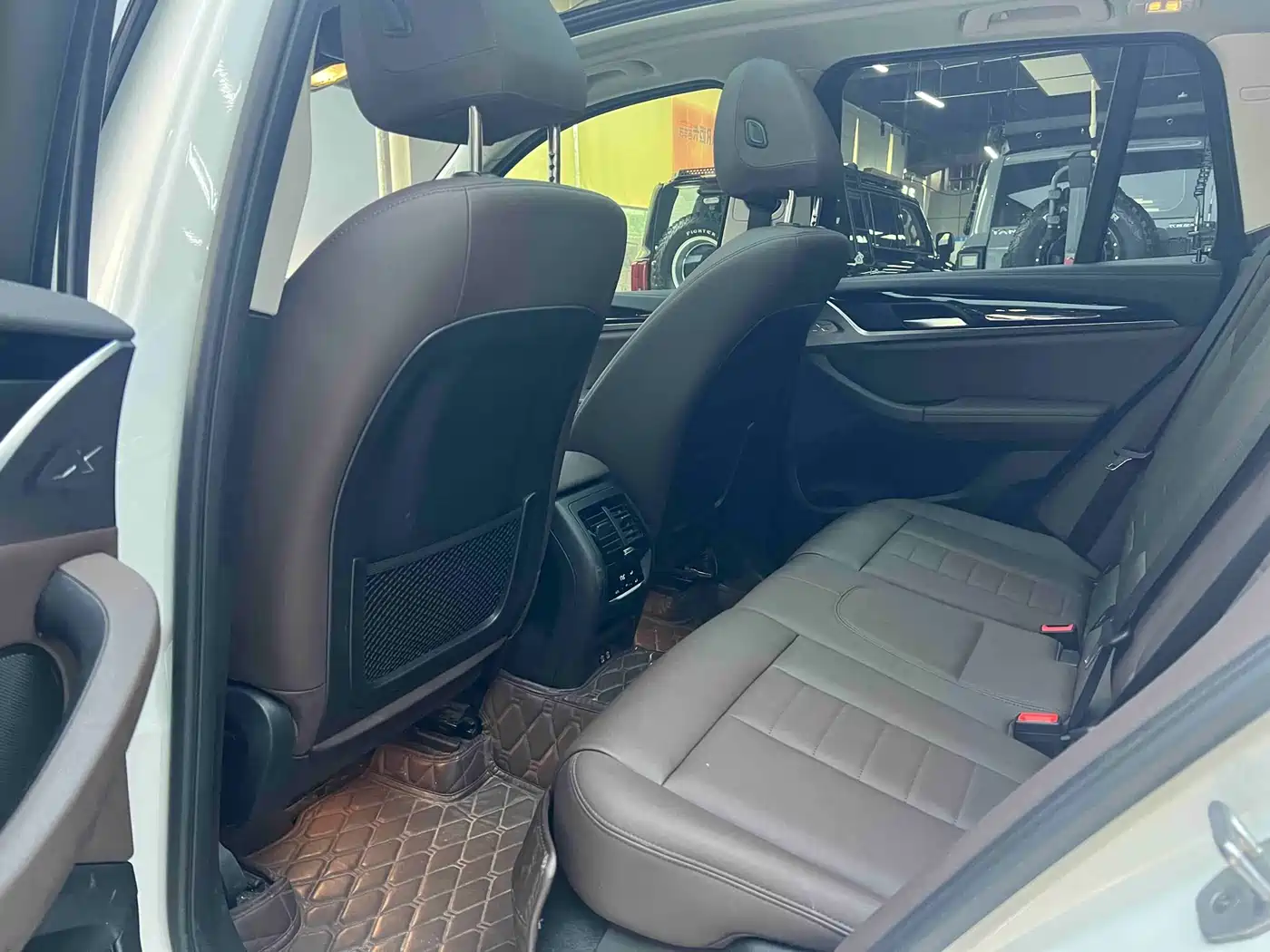 BMW X3 2020 xDrive25i Luxury Package фото 12