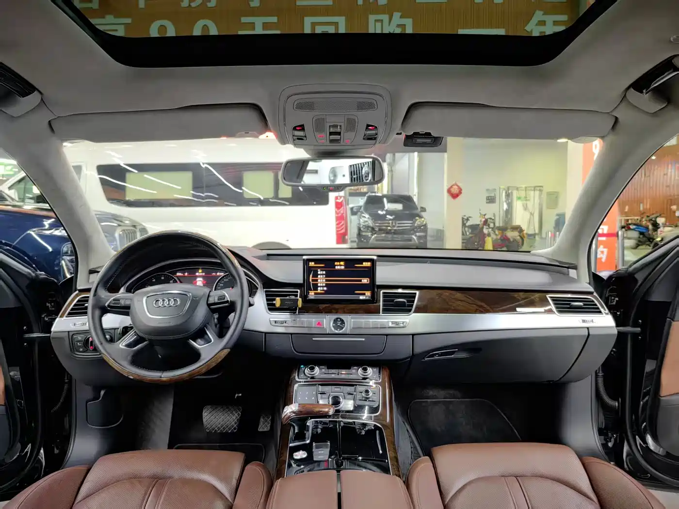 Audi A8 2014 A8L 6.3 FSI W12 quattro Flagship фото 5
