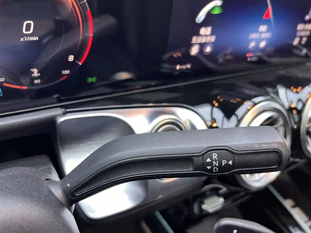 Mercedes-Benz GLB 2021 GLB 200 Style фото 23