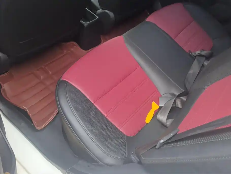 Kia K2 2015 Hatchback 1.4L AT GLS фото 11
