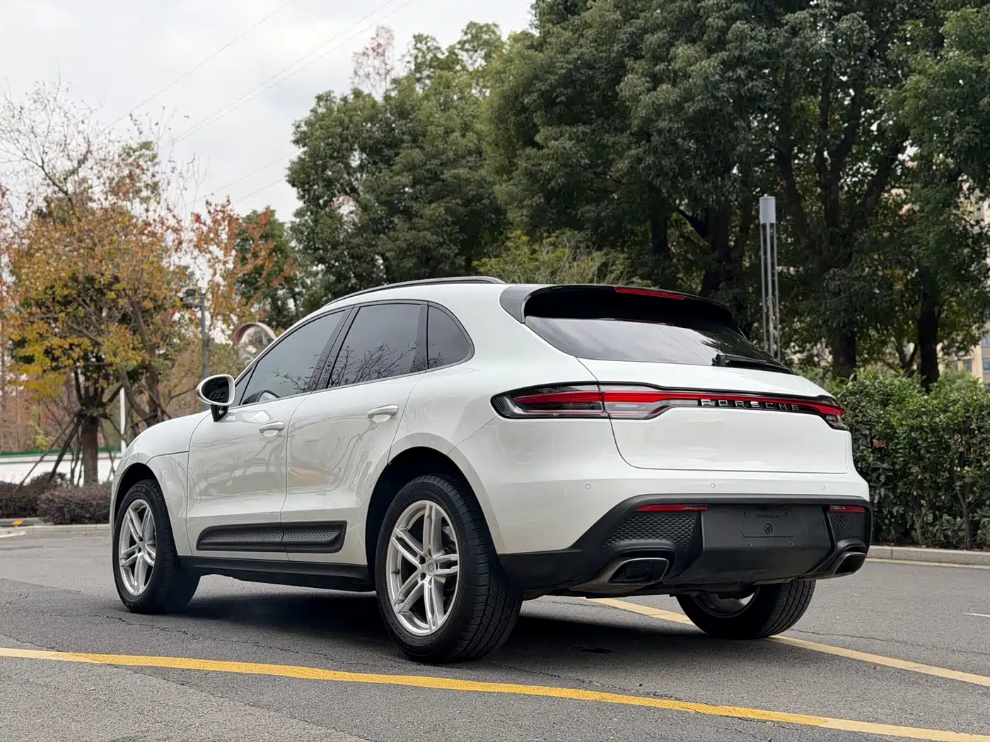Porsche Macan 2023 Macan 2.0T фото 11