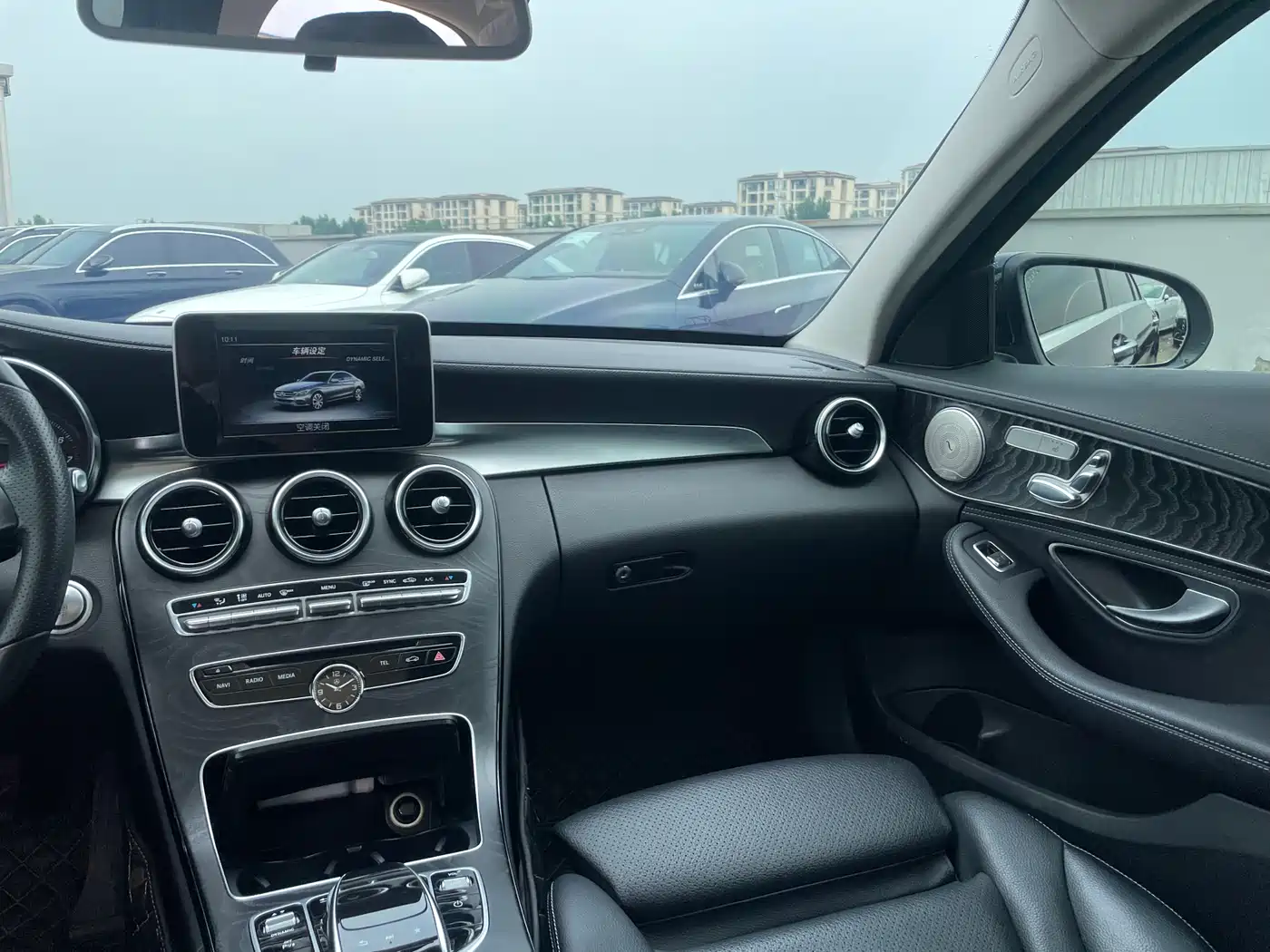 Mercedes-Benz C-Class 2017 Facelift C 200 L Sport Edition фото 13