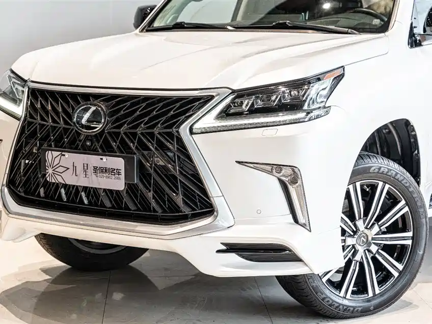 Lexus LX 2017 570 Prestige Luxury фото 20