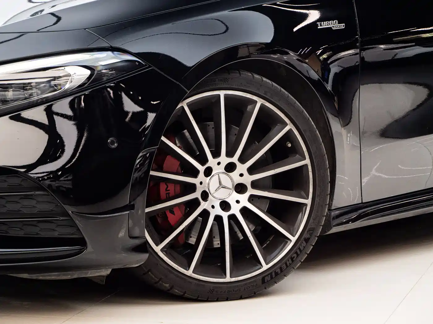 Mercedes-Benz A-Class AMG 2020 AMG A 35 L 4MATIC фото 9