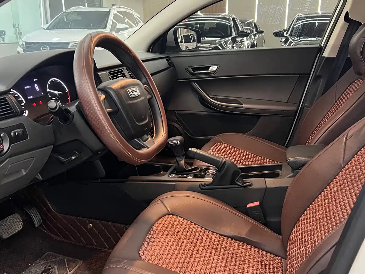 Qoros 3 2019 2018 Sedan 1.6L Auto Leading
