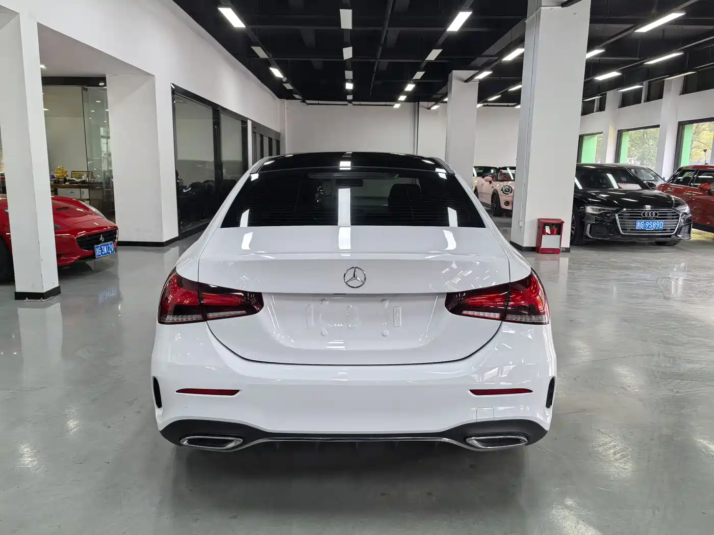 Mercedes-Benz A-Class 2021 A 200 L Sport Sedan Fashion Edition фото 6