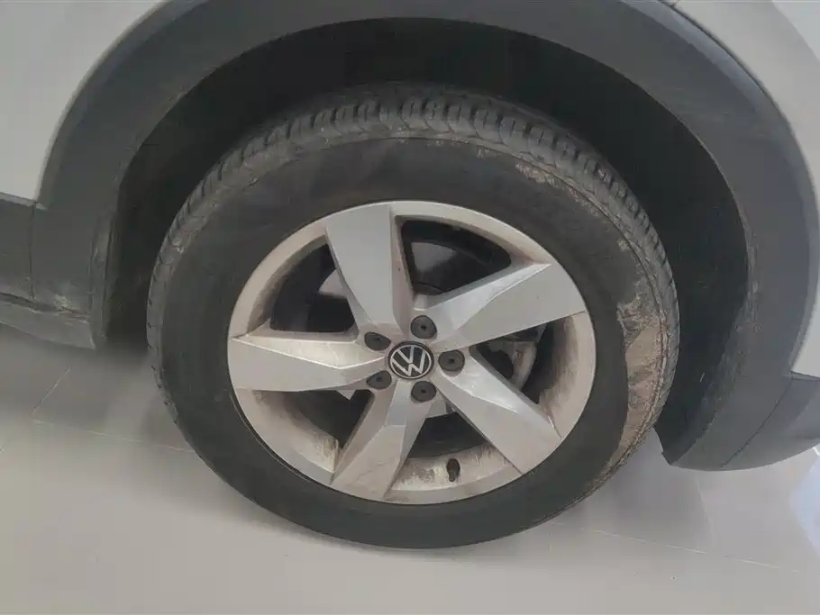 VOLKSWAGEN TU KAI