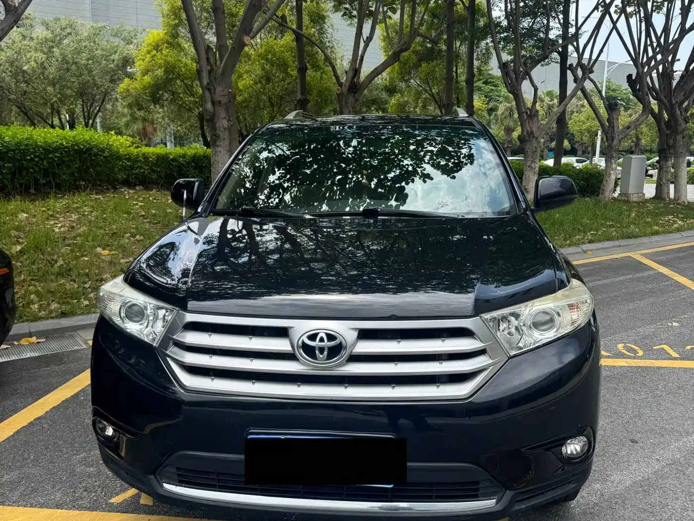 Toyota Highlander 2013 2.7L 2WD 5-seater Purple Gold Edition фото 3