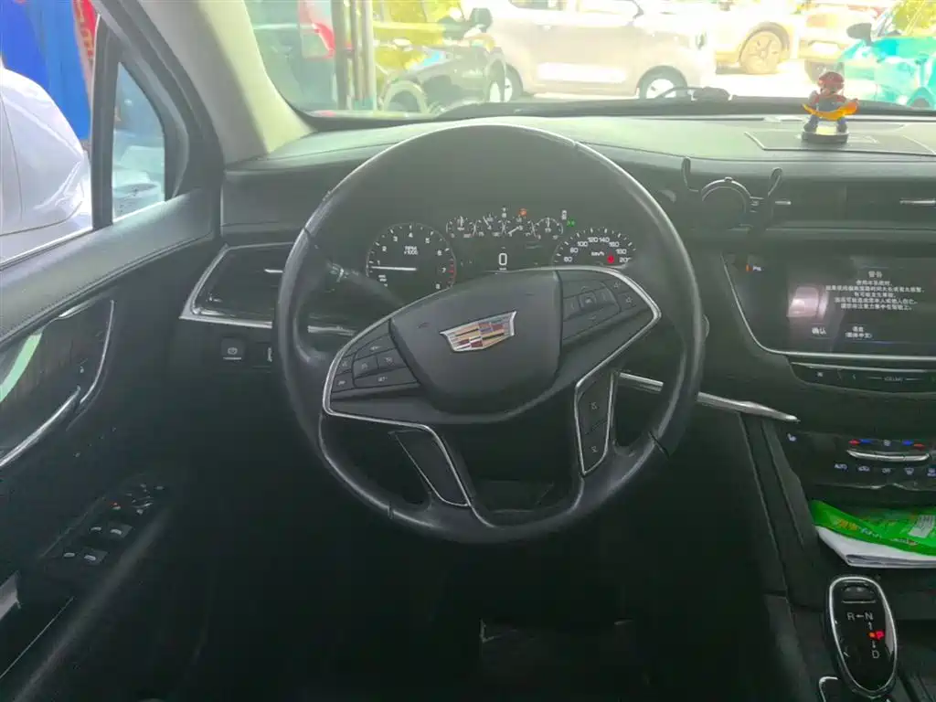 Cadillac XT5 2018 25T Luxury фото 11