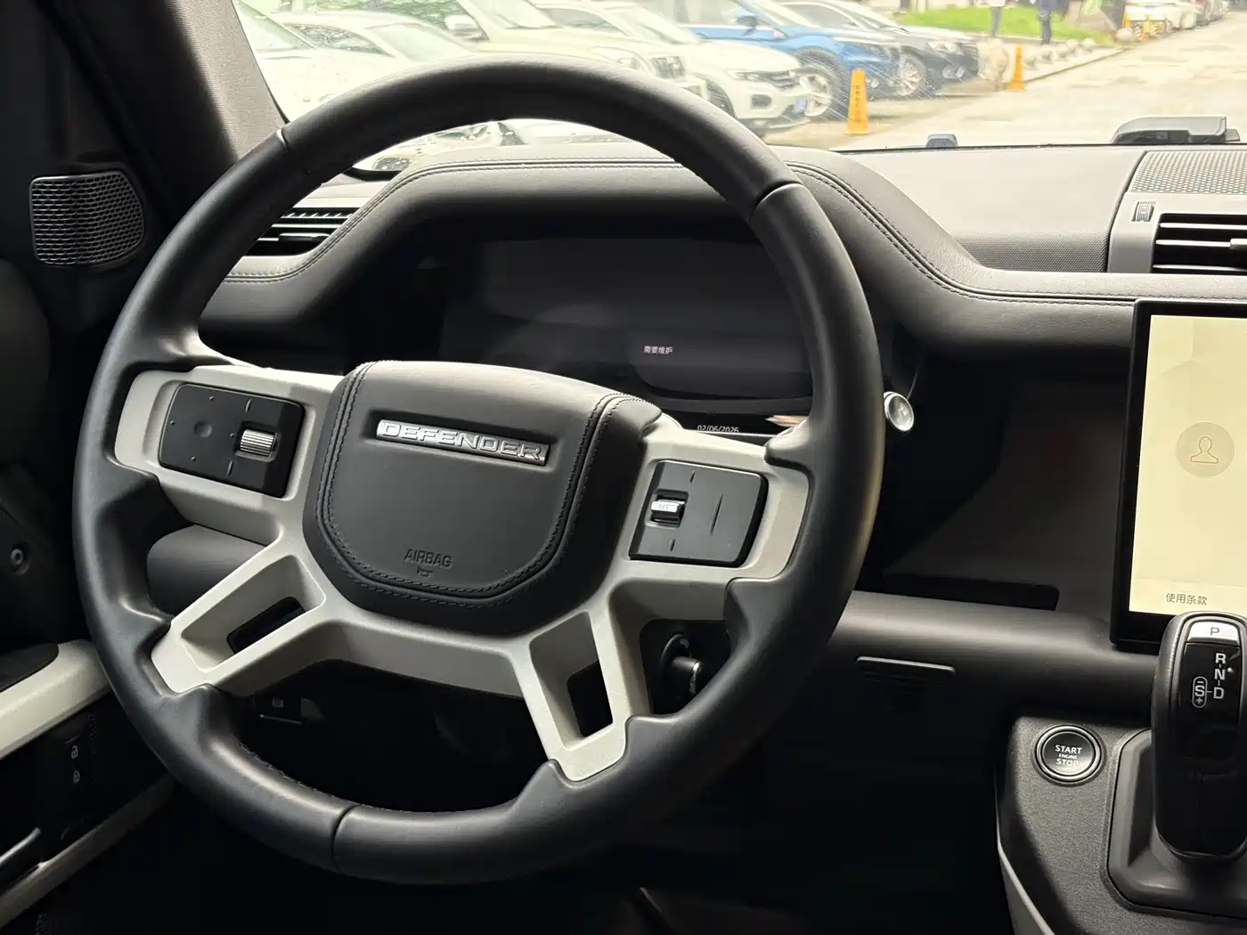 Land Rover Defender 2023 Facelift 110 3.0T P400 Dark Special Edition фото 6