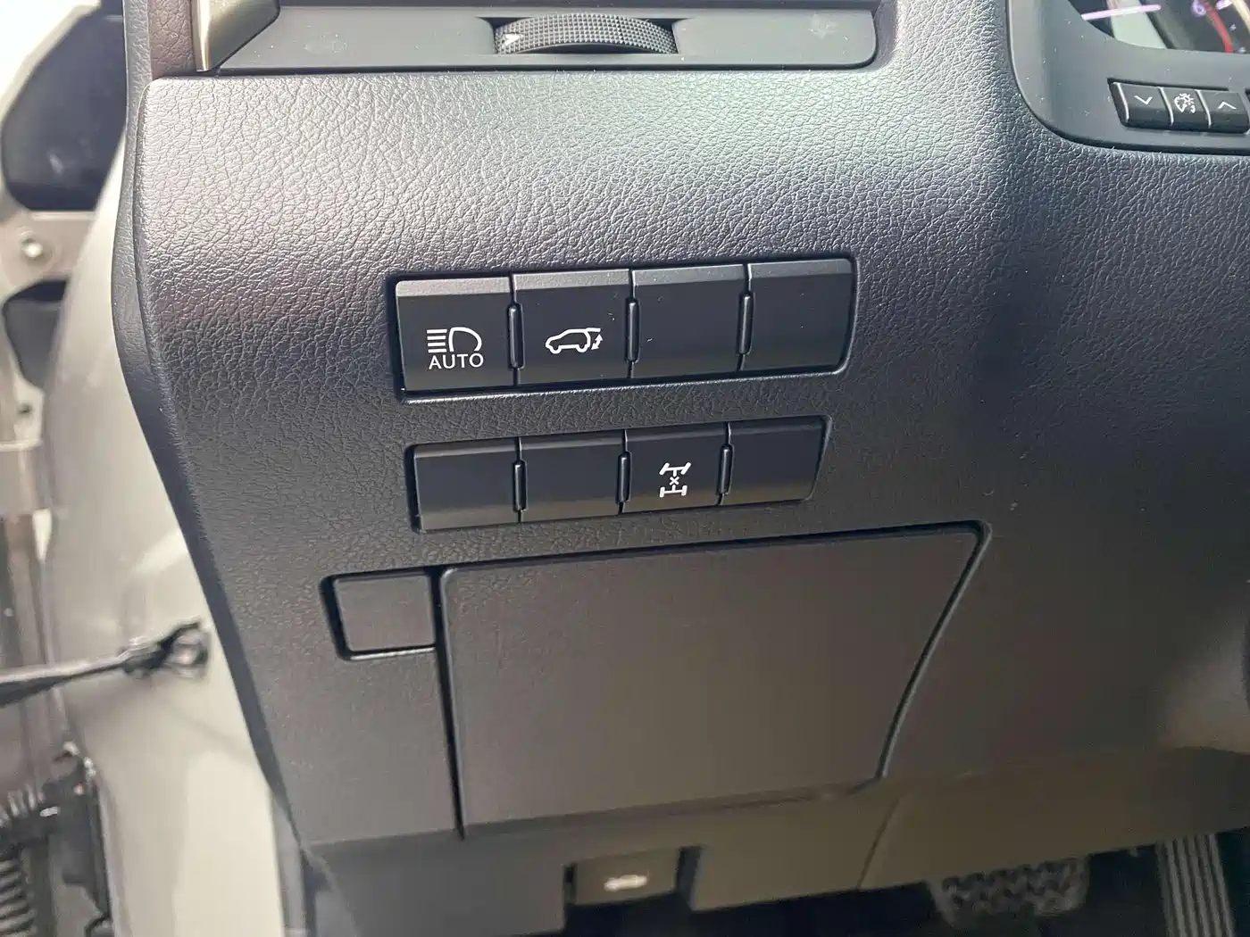 Lexus RX 2020 Facelift 300 AWD Elegance Edition фото 22