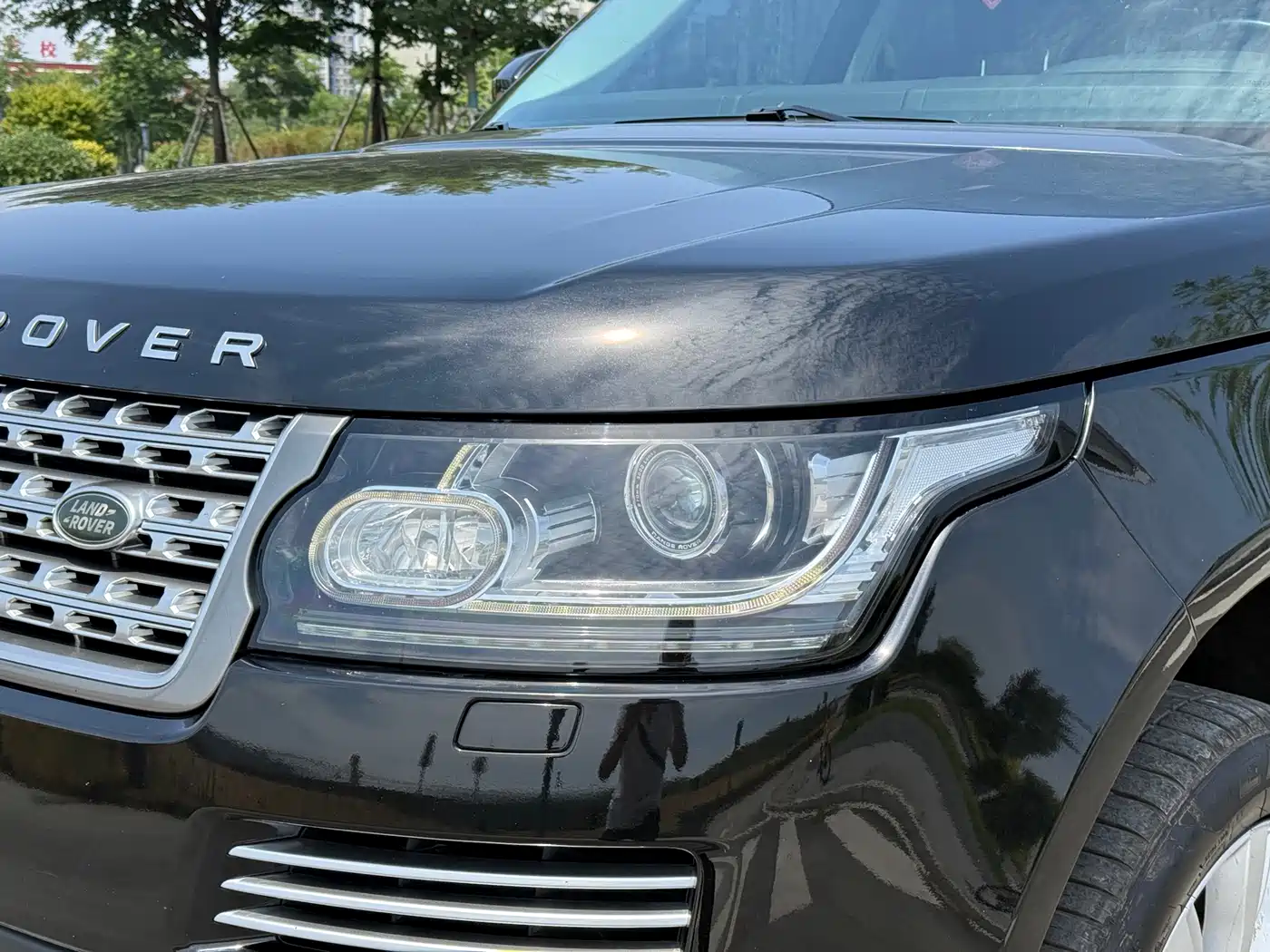 Land Rover Range Rover 2015 3.0 SC V6 Vogue SE Genesis Extended Edition фото 12