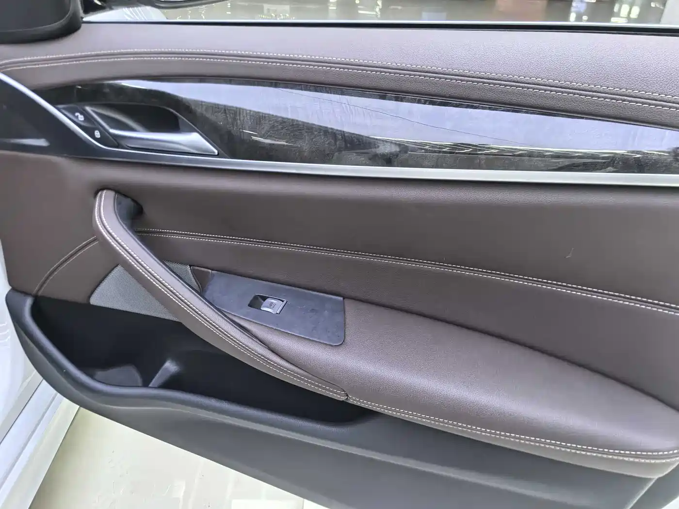 BMW 5 Series New Energy 2021 Facelift 535Le M Sport Package фото 8