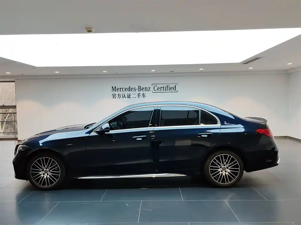 Mercedes-Benz C-Class 2023 C 260 L Night Edition Sport фото 7