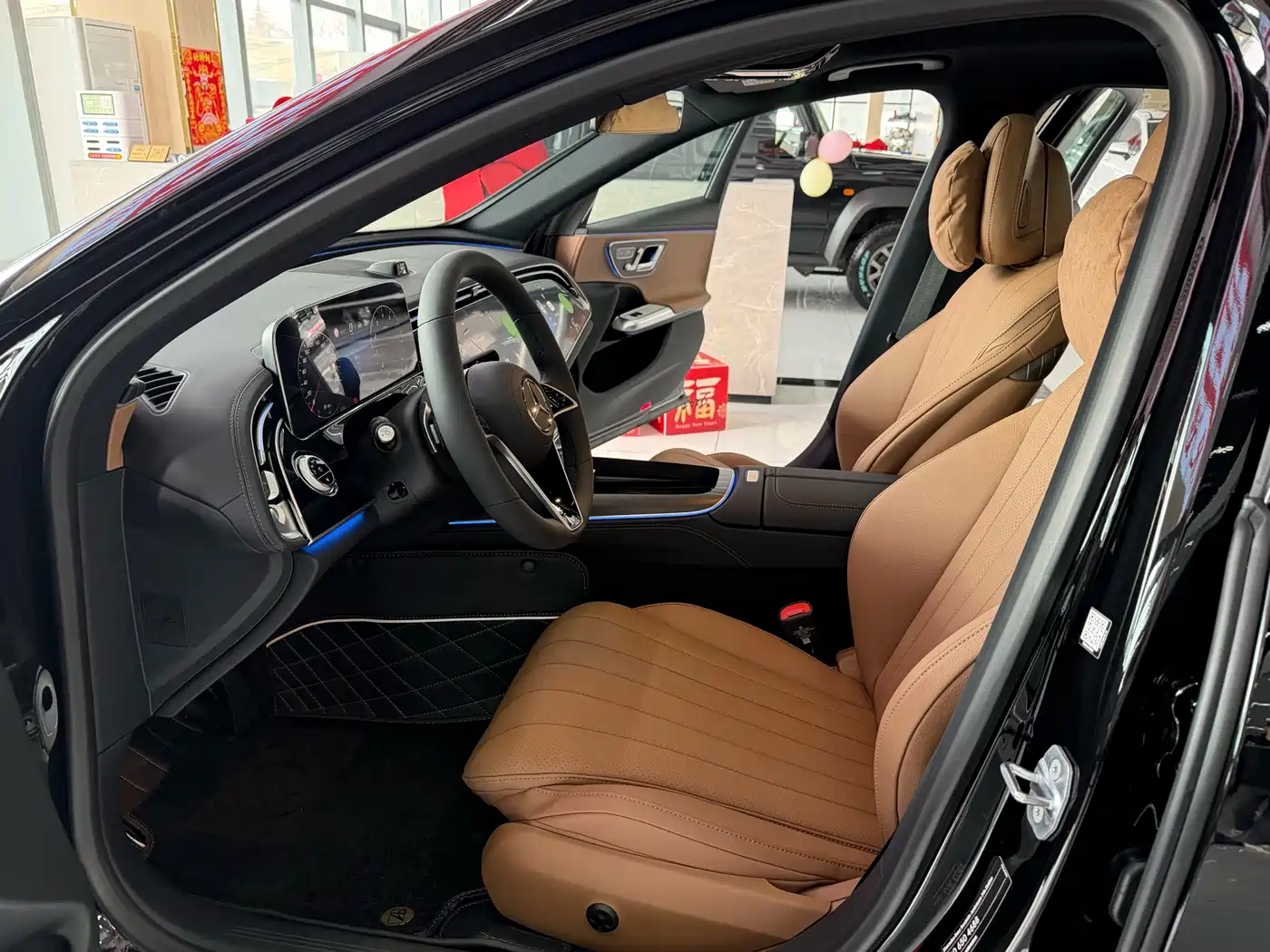Mercedes-Benz E-Class 2026 E 300 L Luxury фото 10