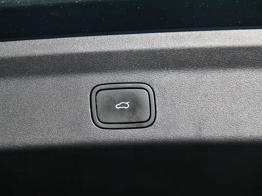 AITO Wenjie AITO M7 2026 Extended Range Ultra AWD 5-Seater фото 37