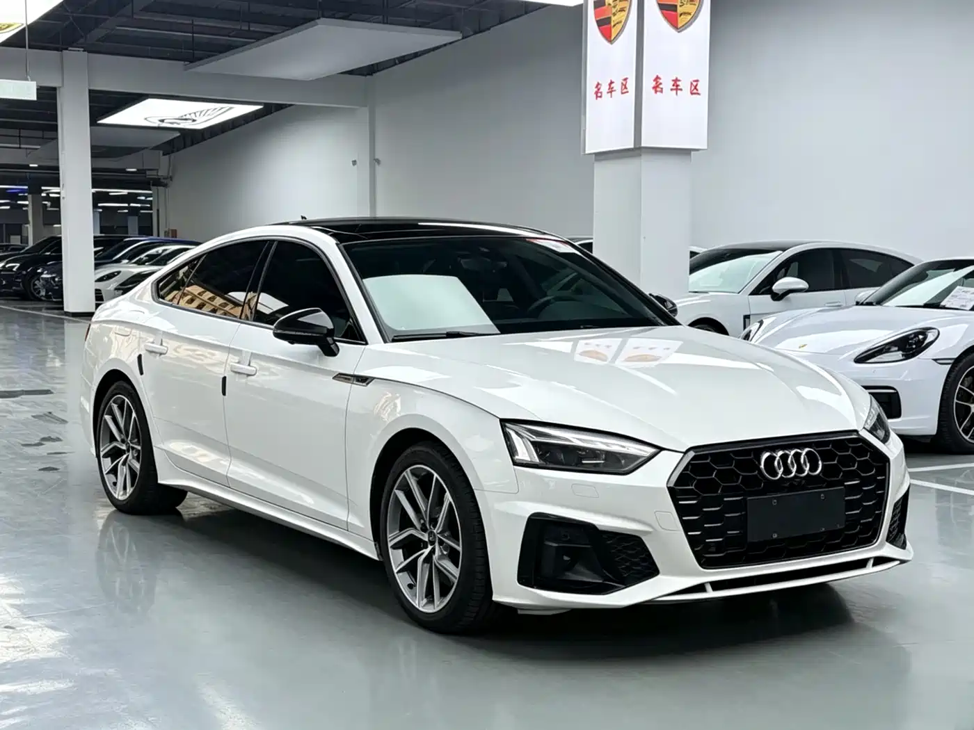 Audi A5 (Import) 2022 Sportback 40 TFSI Fashion Elegance фото 3