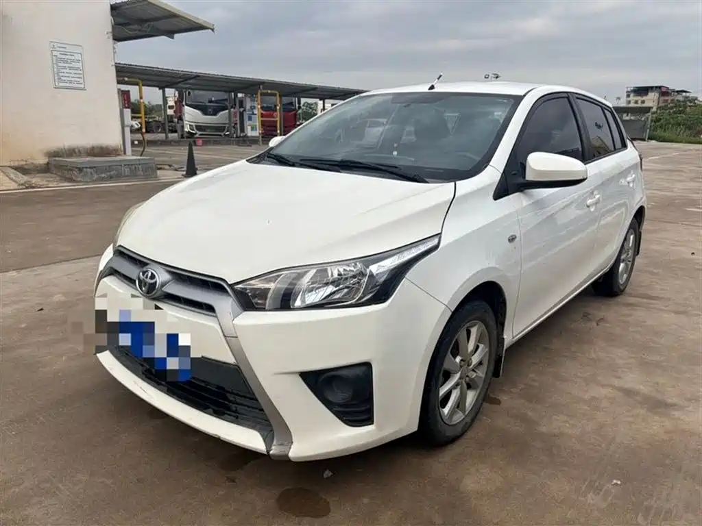 Toyota YARiS L Zhi Xuan 2015 1.5E Auto Charming Edition
