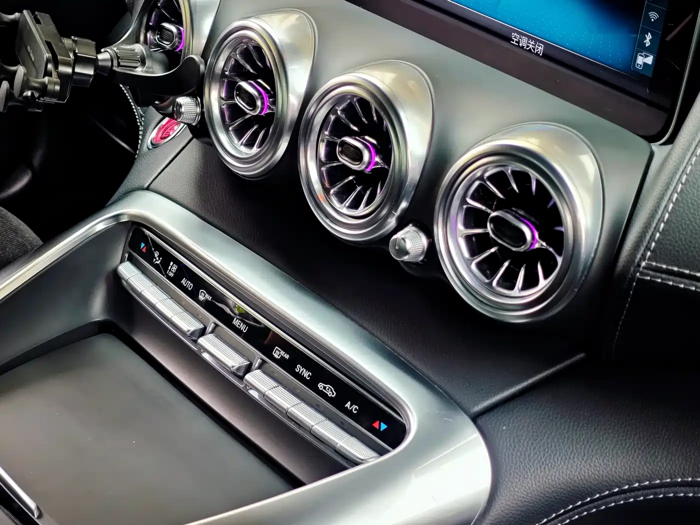 MERCEDES-BENZ AMG GT