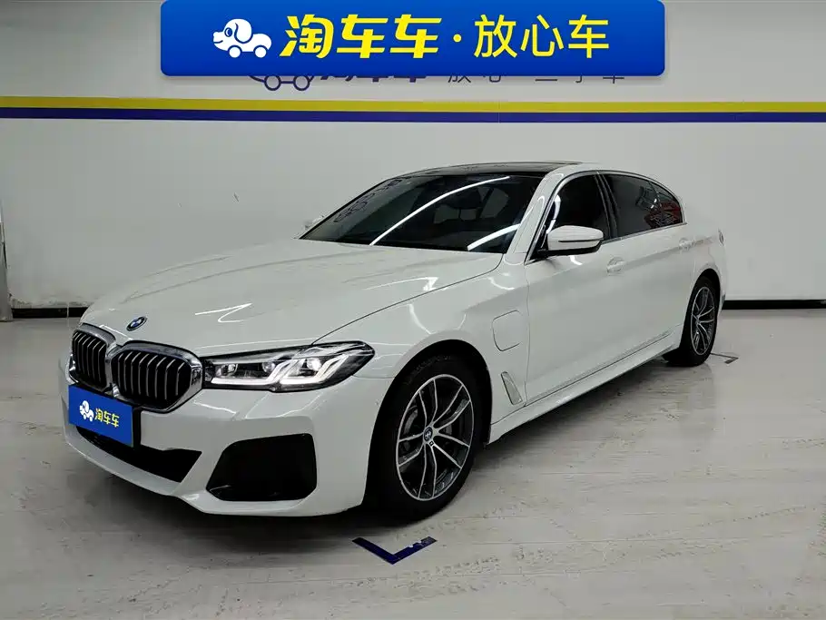 BMW 5 Series New Energy 2022 535Le M Sport Package