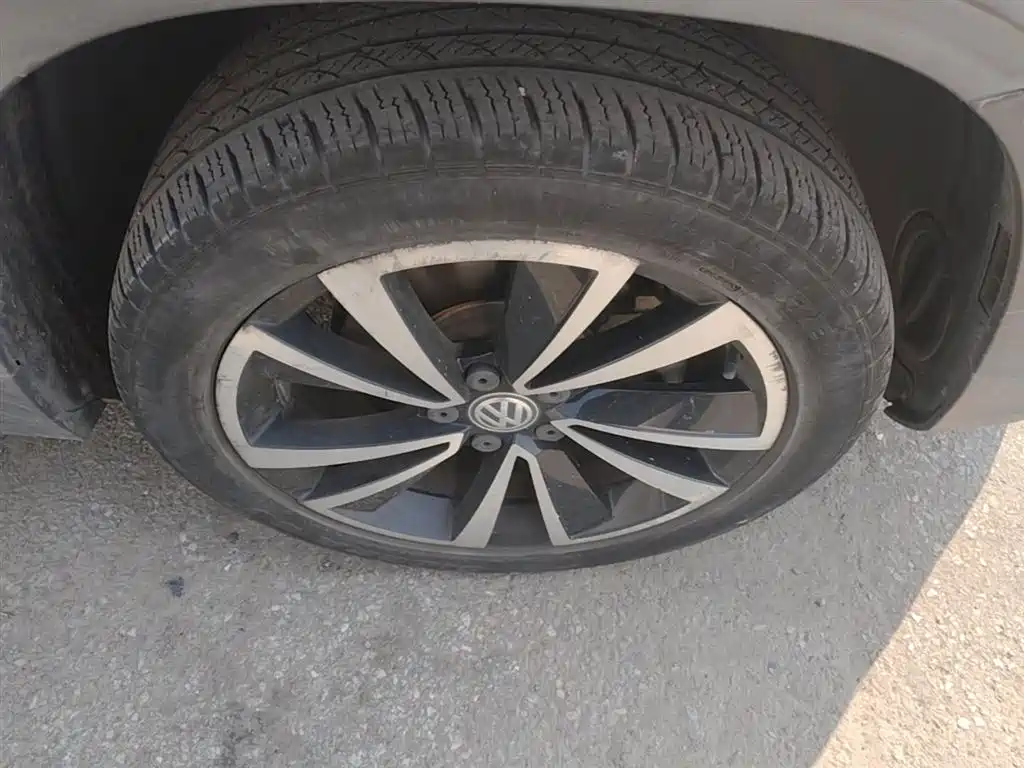 Volkswagen Tharu 2019 280TSI 2WD Luxury Edition China V фото 14