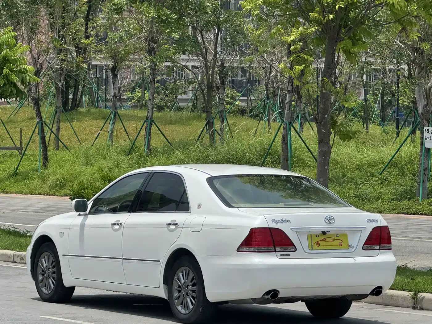 Toyota Crown 2005 Model 3.0L Royal Saloon фото 8