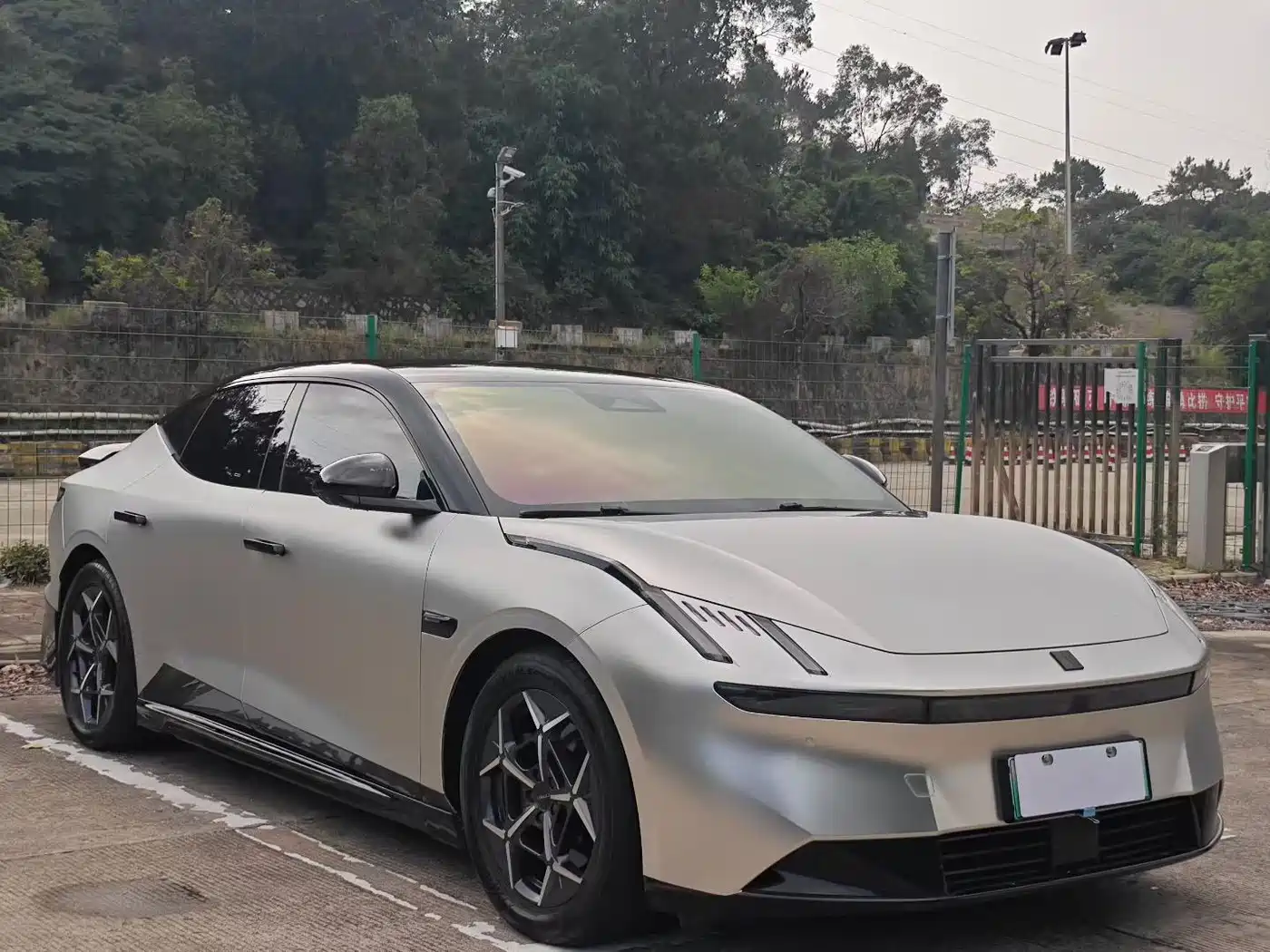 Lynk & Co Z10 2025 95kWh 766km RWD Max фото 3